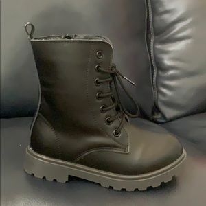 Kids boots UK brand Nice